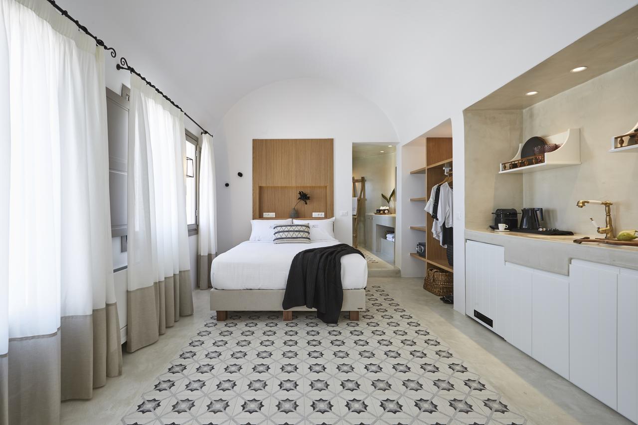 White & Co. La Torre Suites Pýrgos Екстериор снимка