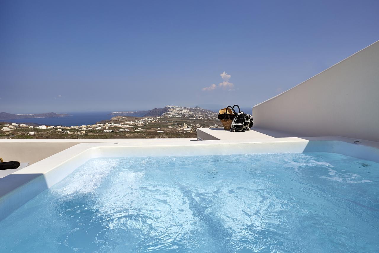 White & Co. La Torre Suites Pýrgos Екстериор снимка
