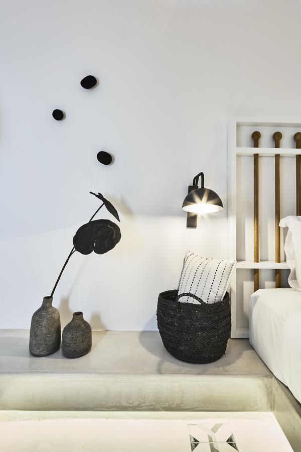 White & Co. La Torre Suites Pýrgos Екстериор снимка