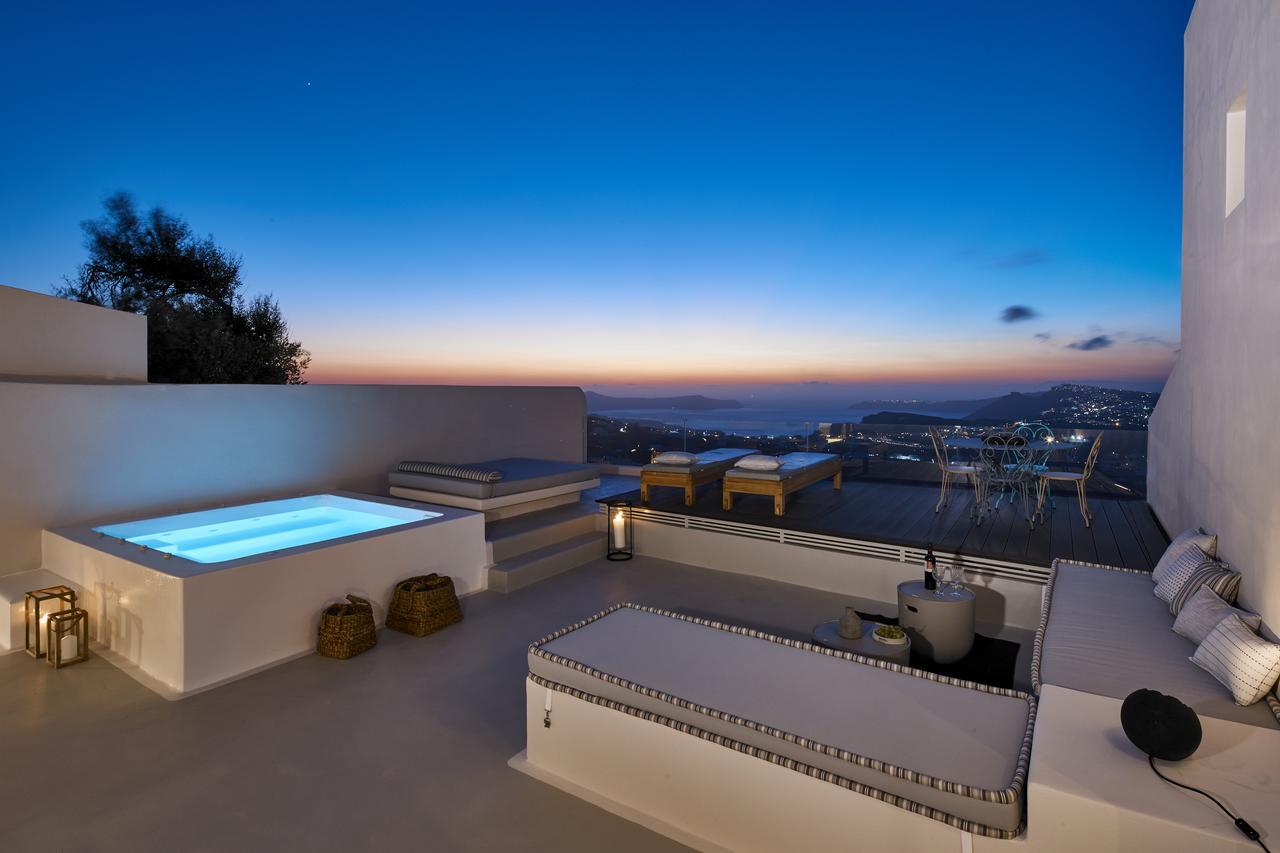 White & Co. La Torre Suites Pýrgos Екстериор снимка